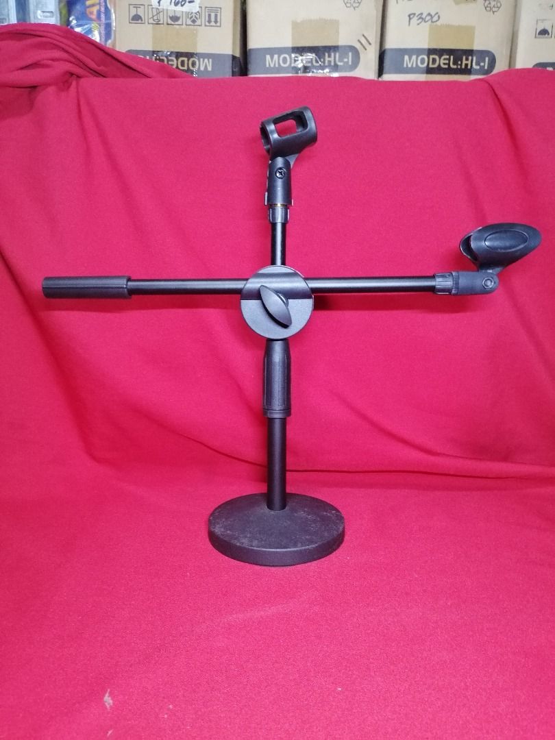 Microphones Stand desktop podium heavy duty (Category: Other Audio Equipment) located in Quezon City. Submitted by newwhale.f1c027 (Listing ID 1393069064, Image 2). Description: P1000 heavy duty metal base podium desktop microphone stand Brandnew pick up Lagro fairview Q.C. or via delivery lalamove rider po. Delivery fee sagot po ni buyer.. Pwed din kayo ang mag book ng rider. Fb page BSA online store .