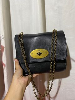 (Category: ) located in . Submitted by rizza14ortiz (Listing ID 1393116318, Image 1). Description: .
