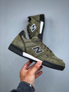 (Category: ) located in . Submitted by awesome_sneakers (Listing ID 1393088460, Image 1). Description: .
