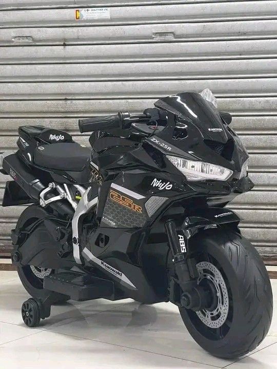 New ZK 25R ninja hand driven (Category: Motorbikes for Sale) located in Manila. Submitted by saguittarian06 (Listing ID 1393182378, Image 3). Description: NEW ZX-25R NiNJA (hand driven) Rubber tire leather seat W/usb/mp3/ 1-8y/0 big size motor Metallic balck / red only.