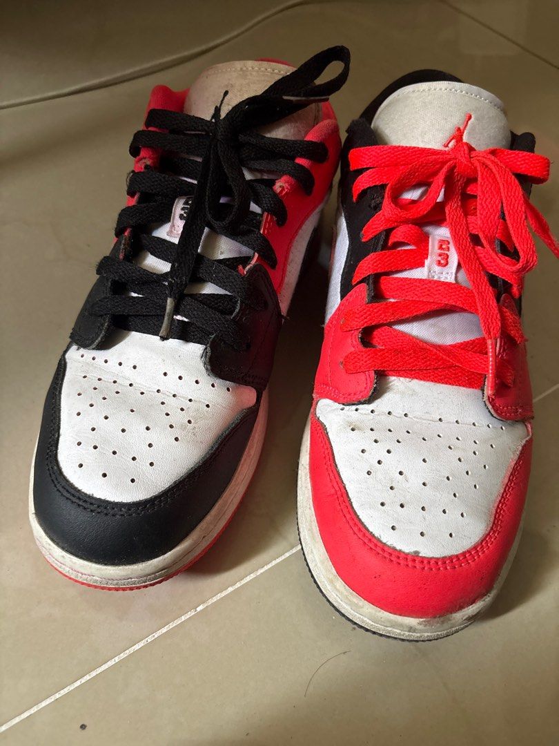 Nike Air Jordan 1 Low (Category: Activewear) located in Mandaue City. Submitted by valuevolt (Listing ID 1393096084, Image 2). Description: Fits with 10 year old boys. Size: UK 5.5 /US 6Y/ EUR 38.5.