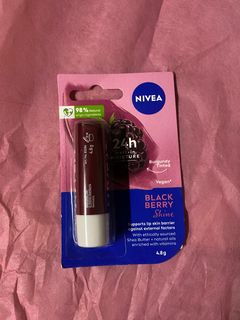 (Category: ) located in . Submitted by decluttrroom (Listing ID 1393224333, Image 1). Description: .