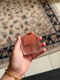 (Category: ) located in . Submitted by nazurapreloved (Listing ID 1393111534, Image 1). Description: .