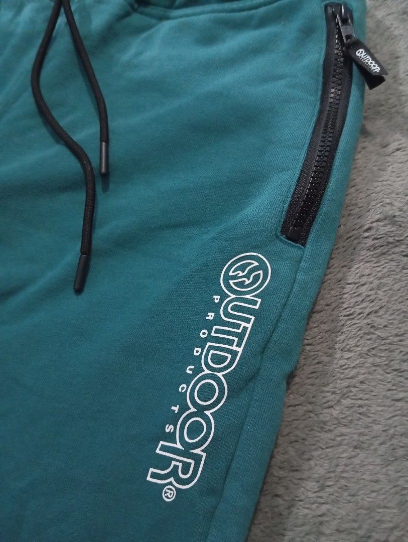 Outdoor Jogger pants unisex (Category: Joggers) located in Caloocan City. Submitted by bmcfly (Listing ID 1393133680, Image 1). Description: Outdoor Products Unisex jogger pants Teal color.