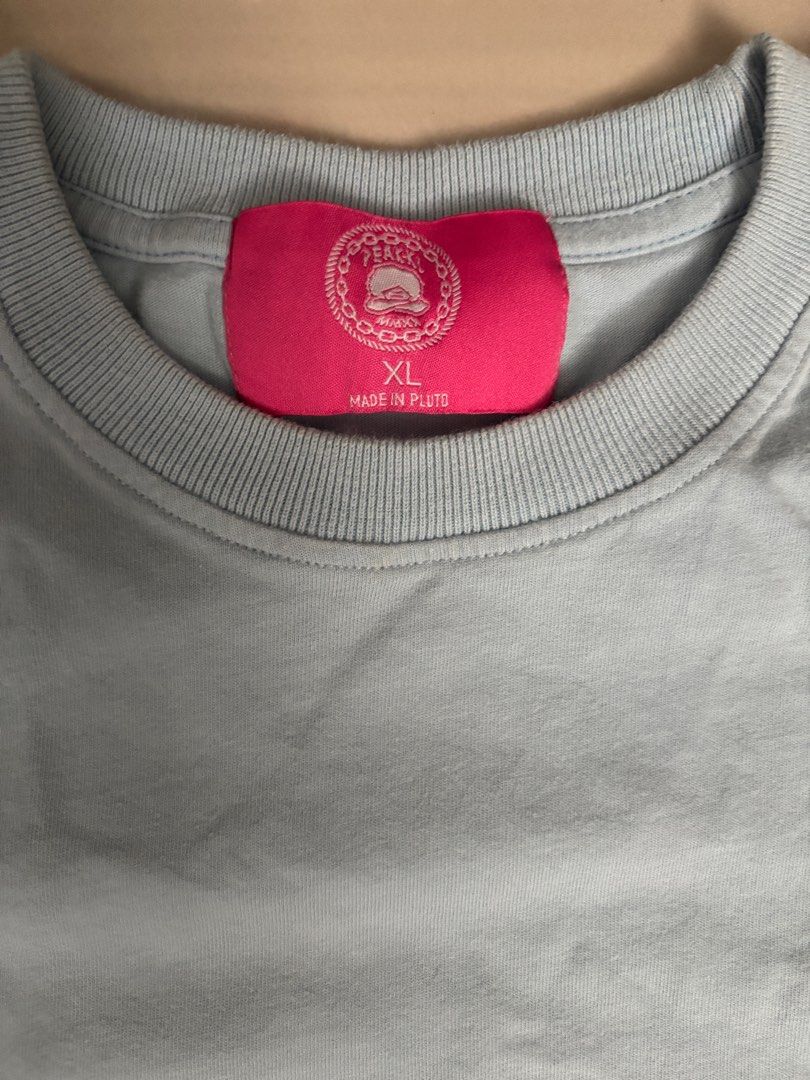 Peak Kl basic Tee (Category: Tshirts & Polo Shirts) located in Kuala Lumpur. Submitted by lastpetals (Listing ID 1393073652, Image 3). Description: 24.5/30 Peak kl basic tee Condition still nice No stain whatsoever Can negotiate .