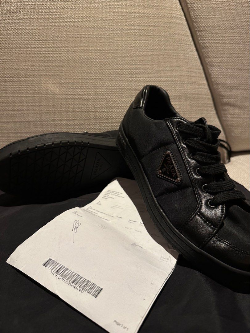 PRADA CALZATURE UOMO NAPPA + NYLON NERO (Category: Sneakers) located in Manila. Submitted by evoke.glam (Listing ID 1393090257, Image 2). Description: ALMOST NEW BOUGHT IN PRADA AUSTRALIA WITH RECEIPTS NO BOX AND DUST BAG SIZE 7.5 UNISEX.