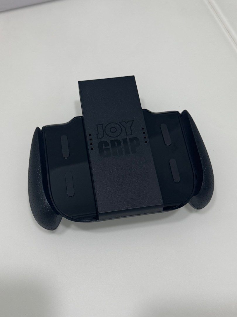 Skull & Co. Joy Grip for Nintendo Switch 2 (Black) (Category: Controllers) located in Taguig. Submitted by raid-my-closet (Listing ID 1393067164, Image 2). Description: Like Brand New; Bought for 795, selling at 500 Comes with Box; RFS: Bought the wrong item.