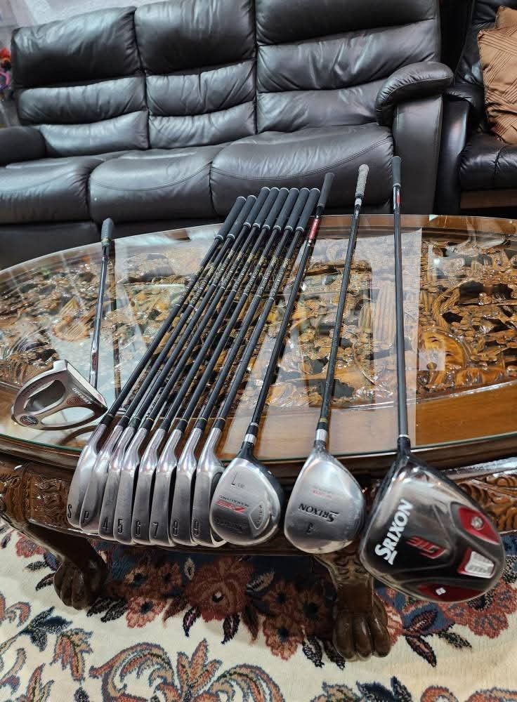 Titleist Golf Set (Category: Golf) located in Paranaque City. Submitted by chips24 (Listing ID 1393107988, Image 1). Description: For Sale Golf Set. *Titleist DCI oversized club face R flex graphite shaft iron *Srixon woods *Srixon GiE 9.5° driver. *Odyssey mallet putter. Bag included for only 19.8k pick up Bf Paranaque free shipping within MM..
