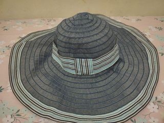 (Kategori: ) berada di . Dikirim oleh tataliti_declutter (ID iklan 1393159717, Gambar 1). Deskripsi: .