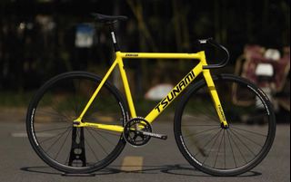 （分類：）位於 。 由 hkprofixed 提交（商品編號 1393097089，圖片 1）。簡介： 。