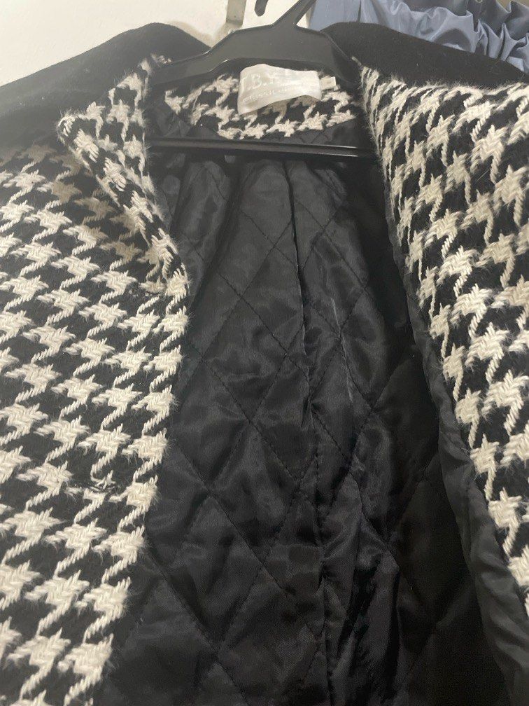 Tweed Houndstooth Coat (Category: Coats, Jackets and Outerwear) located in Cainta. Submitted by preloveddeclutterr (Listing ID 1393242159, Image 2). Description: Bust: 36 (Small) Length: 50 Bought for ₱1500 Thick, good for cold weather Used twice only. Complete buttons - no flaw..