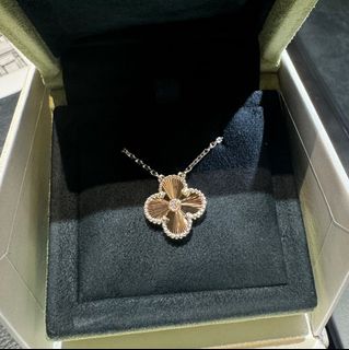 (Category: ) located in . Submitted by maisiedaisy (Listing ID 1393197607, Image 1). Description: .