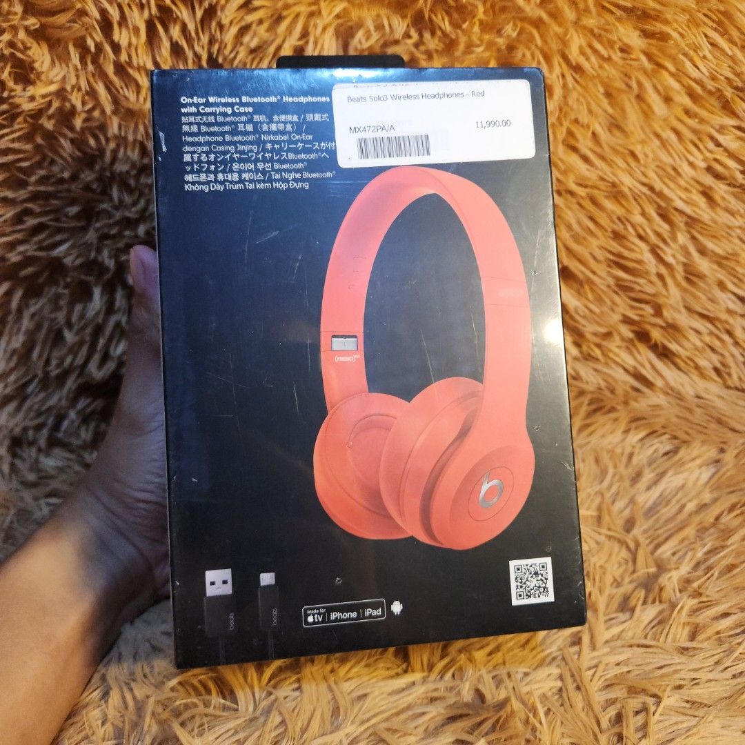 Headphone Beats Solo 3 (Category: Headphones & Headsets) located in San Mateo. Submitted by freeforceg91049 (Listing ID 1393405090, Image 3). Description: .