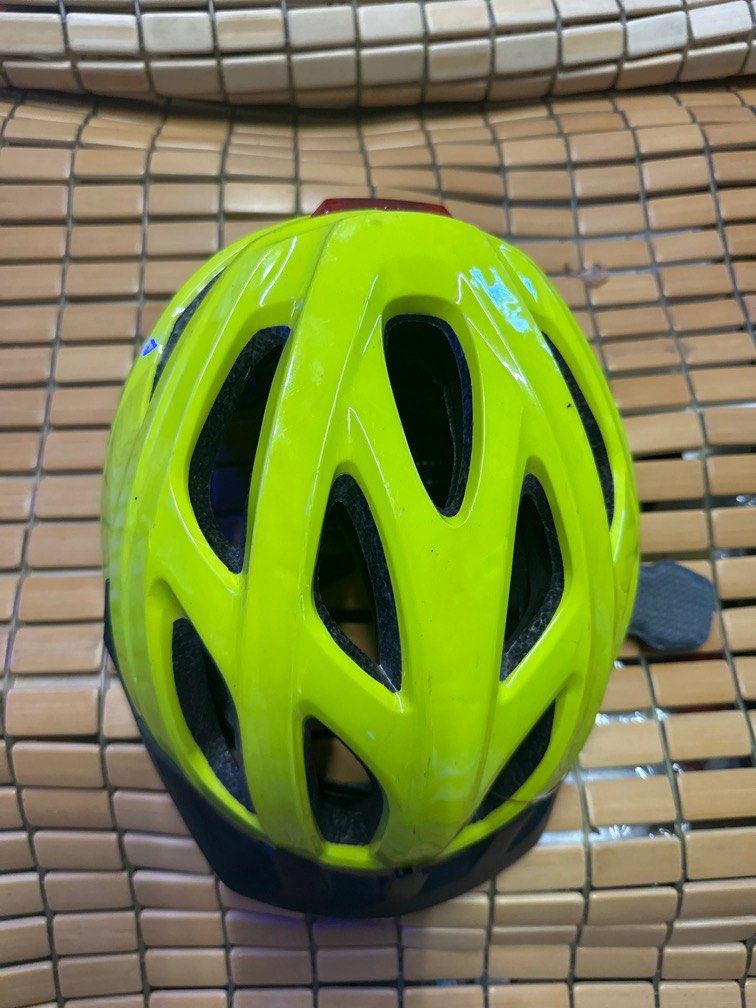 Bike helmet with light (Category: Bicycles) located in Antipolo. Submitted by queens.collections (Listing ID 1393250474, Image 1). Description: Non-negotiable With scratches skukl30xx.