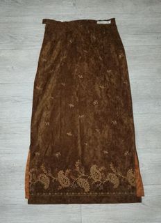 (Category: ) located in . Submitted by thriftchameleon (Listing ID 1393390295, Image 1). Description: .