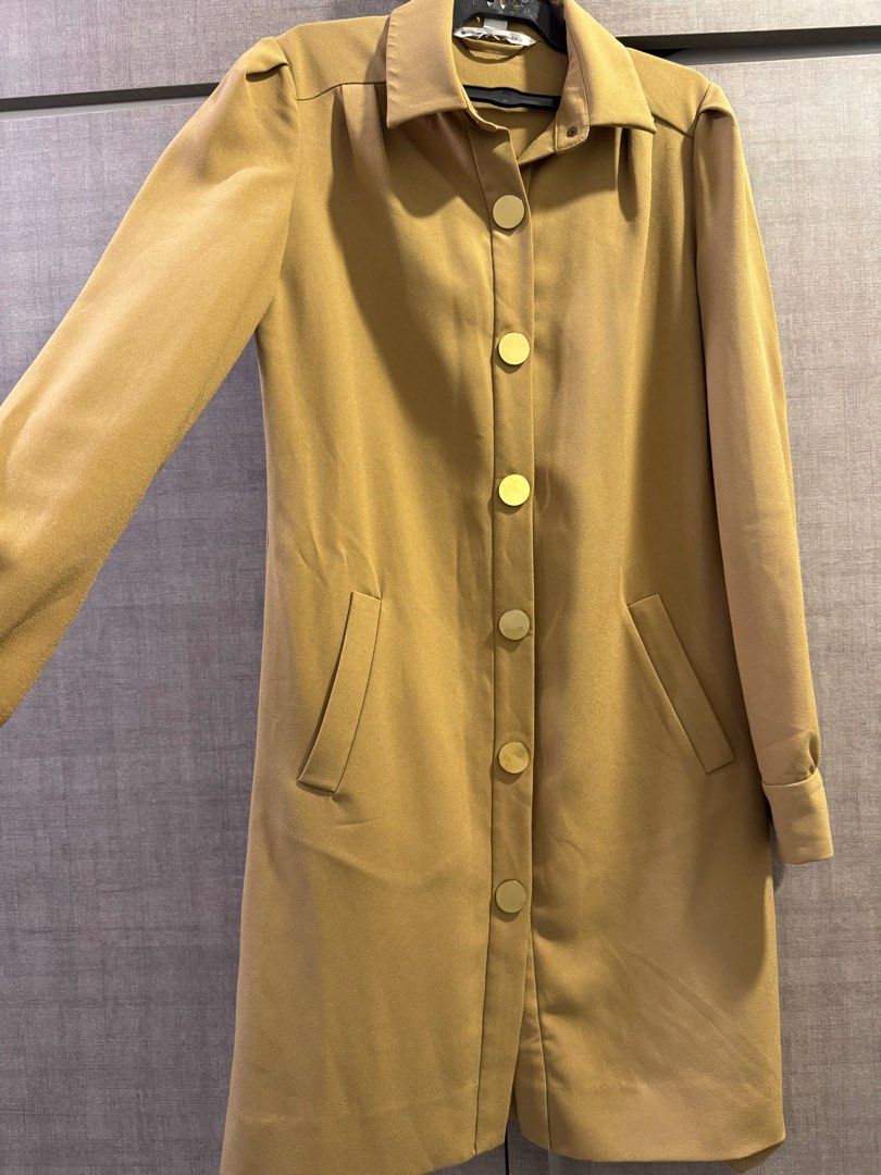 Casual/office dress (Category: Dresses) located in Taguig. Submitted by maybsv (Listing ID 1393267446, Image 2). Description: Hindi nagamit hindi kasya sa boobs .