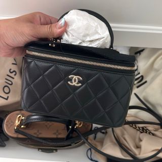 （分類：）位於 。 由 kkprivatesale 提交（商品編號 1393365799，圖片 1）。簡介： 。