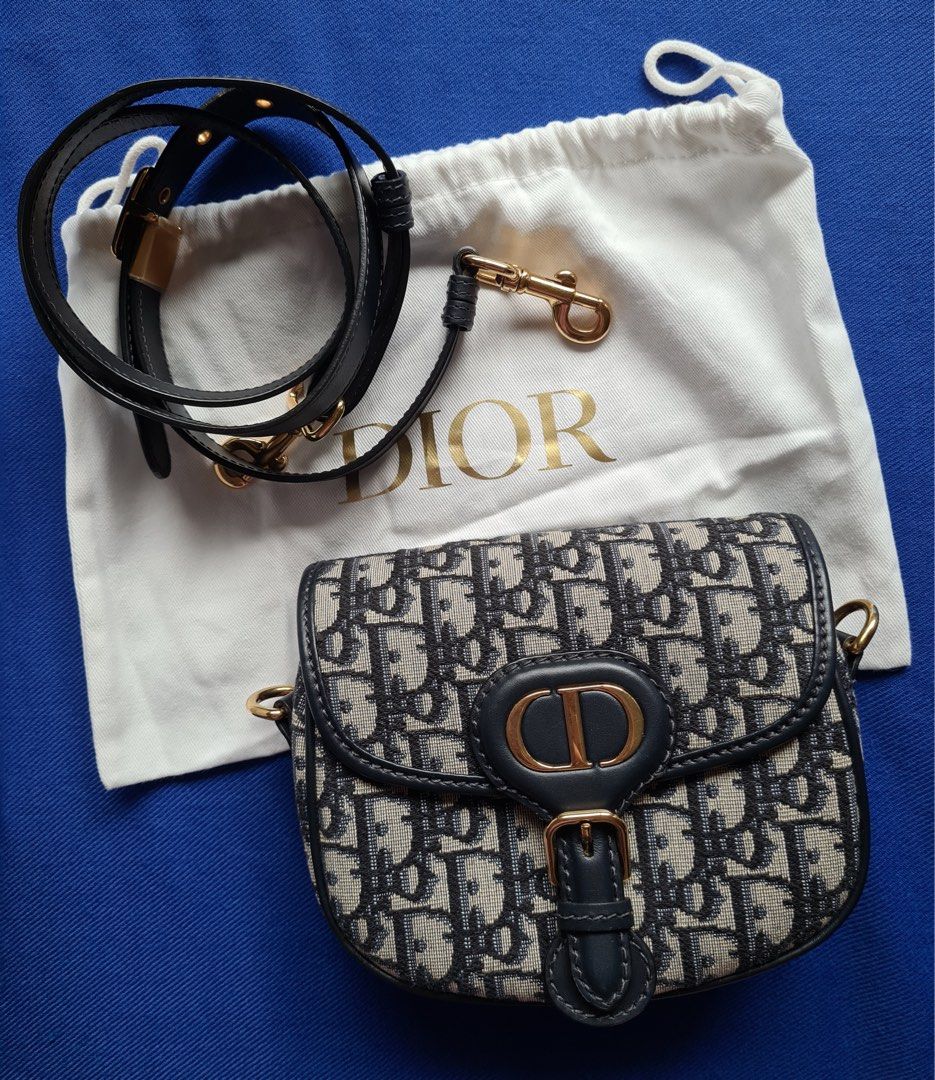 Dior Bobby Oblique Bag (Category: Luxury Bags & Wallets) located in Marikina City. Submitted by all4bangtan (Listing ID 1393330709, Image 1). Description: -slightly negotiable.
