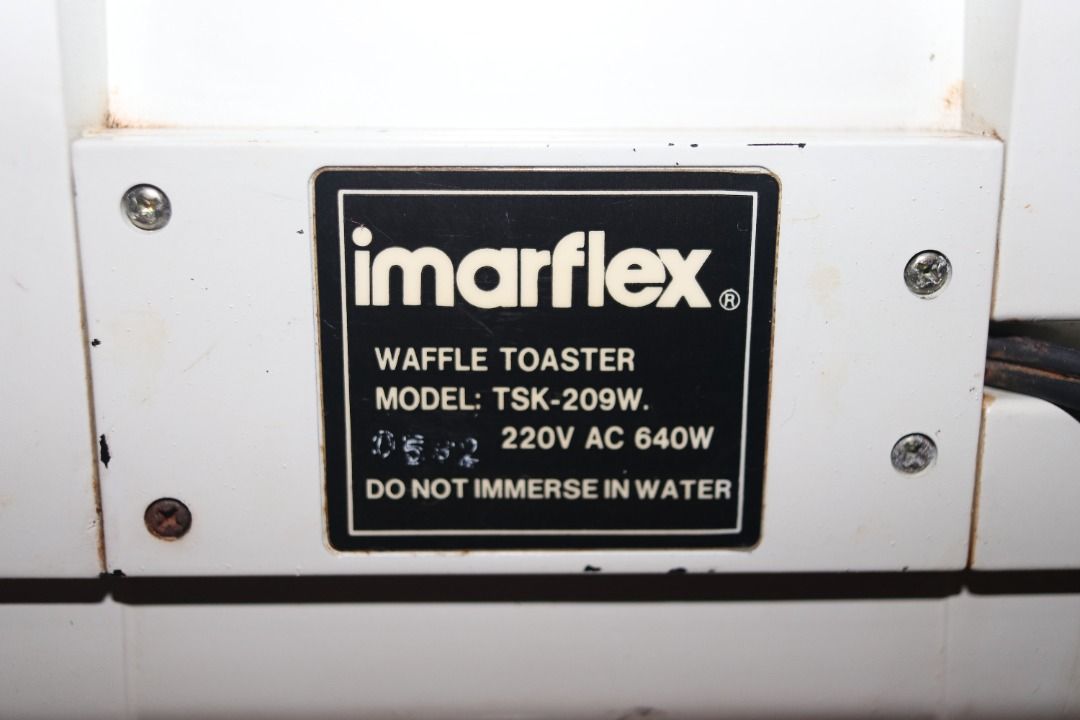 Imarflex Waffle Toaster - 220V AC, 640W (Category: Ovens & Toasters) located in Quezon City. Submitted by mabait_na_posa (Listing ID 1393426349, Image 3). Description: Selling this Waffle Toaster Model TSK-209W, lightly used for hobby, mostly just stored in the kitchen cabinet. Original Price: ₱1,000 Specs: - Model: TSK-209W - Power: 220V AC, 640W - Non-stick waffle plates for easy cleaning - Fast heating for quick waffle cooking -Compact design,