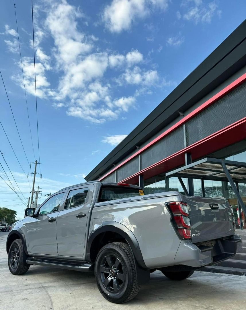 Isuzu D-Max (Category: New Cars) located in Pasay City. Submitted by betxis (Listing ID 1393307647, Image 3). Description: Brand New Isuzu D-max.