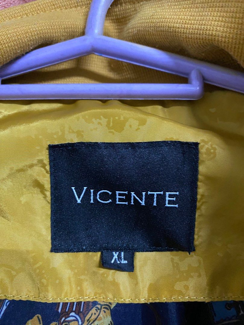 Jacket (Category: Coats, Jackets and Outerwear) located in Quezon City. Submitted by king_things (Listing ID 1393386178, Image 3). Description: .
