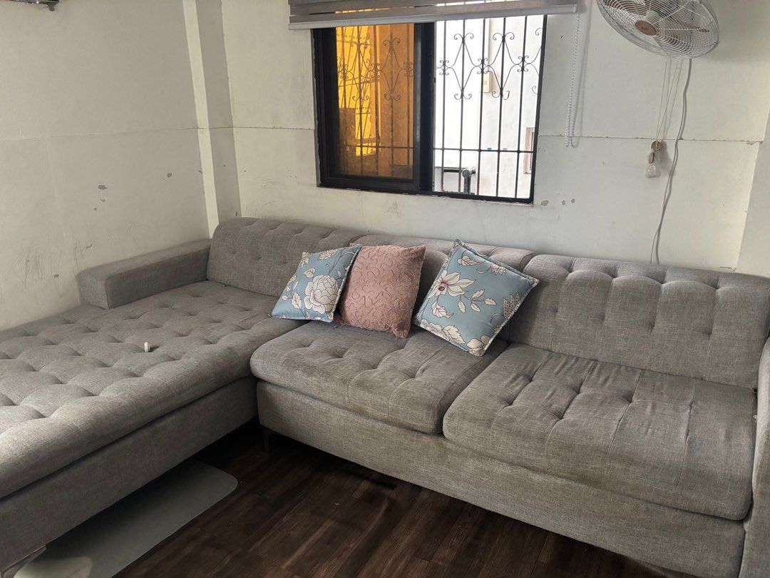 L shaped sofa SM HOME BRAND (Category: Sofas) located in Taguig. Submitted by streuth (Listing ID 1393247649, Image 2). Description: .