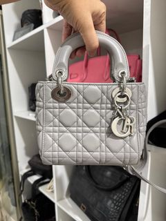 (Category: ) located in . Submitted by helenabag (Listing ID 1393278027, Image 1). Description: .