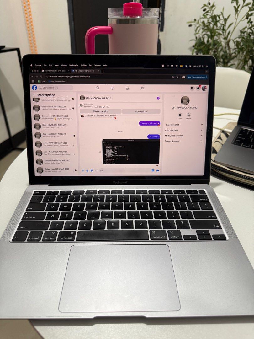 MACBOOK AIR 2020 (NOT M1) (Category: Laptops & Notebooks) located in Quezon City. Submitted by matuuutsss (Listing ID 1393336739, Image 2). Description: Details are posted po, kindly check nalang po. Unit only No issue Slightly nego RFS: Decluttering .