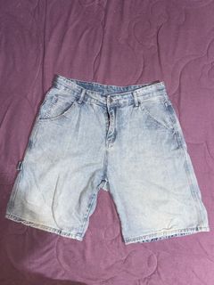 (Category: ) located in . Submitted by char_les (Listing ID 1393351158, Image 1). Description: .