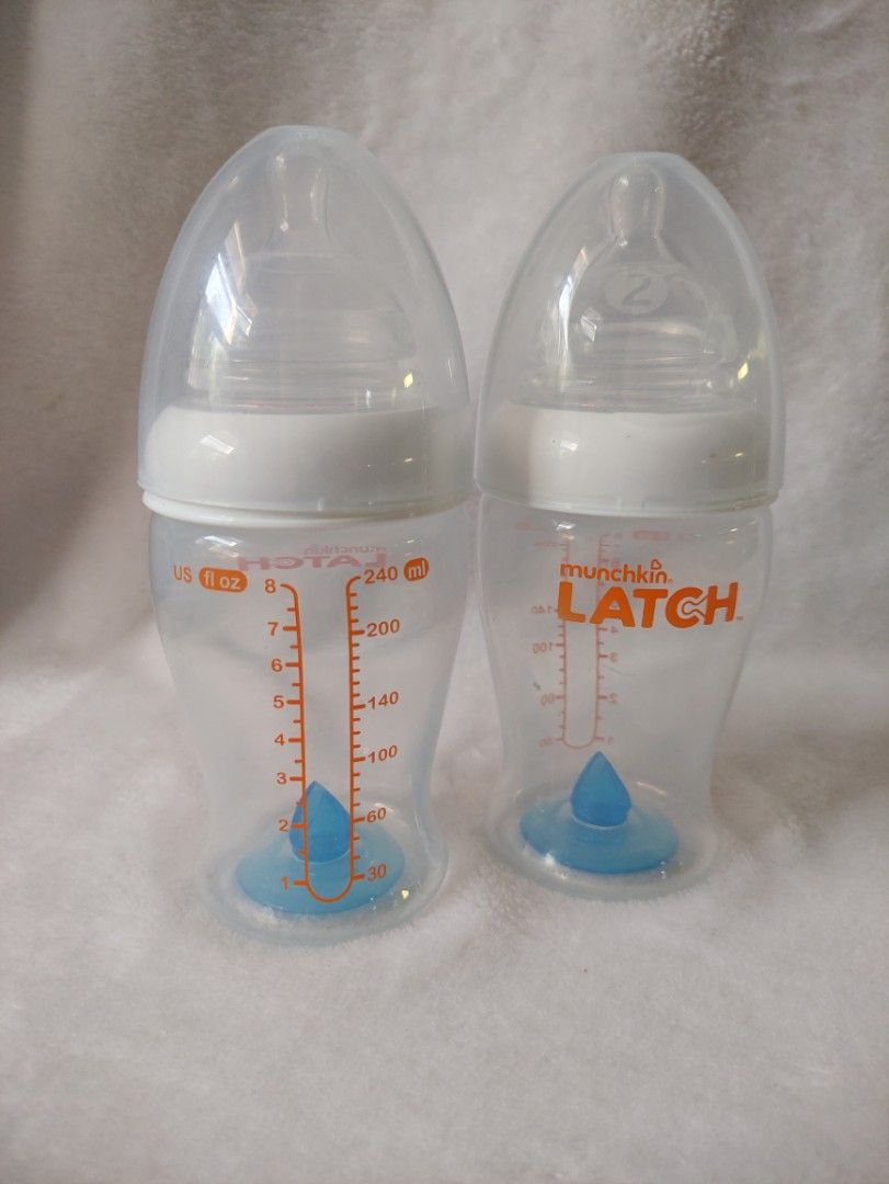Munchkin LATCH 8oz (Bundle of 2) (Category: Breastfeeding & Bottle Feeding) located in Baliuag. Submitted by kaizelle.1104 (Listing ID 1393273757, Image 2). Description: Original ship from USA🇺🇸 ❤️Lalamove (Buyer should booked) ❤️Meet up infront of SM Baliwag ❤️Shipping flash/ J&T / Gcash Payment. ❤️COD shopii check/o add 15% for tax.. but you can input voucher for discount☺️ 🧡PM for other concern❤️ Thank you..