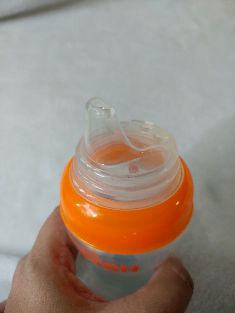 Munchkin LATCH soft spout 4oz (Category: Breastfeeding & Bottle Feeding) located in Baliuag. Submitted by kaizelle.1104 (Listing ID 1393274551, Image 2). Description: Original ship from USA🇺🇸 ❤️Lalamove (Buyer should booked) ❤️Meet up infront of SM Baliwag ❤️Shipping flash/ J&T / Gcash Payment. ❤️COD shopii check/o add 15% for tax.. but you can input voucher for discount☺️ 🧡PM for other concern❤️ Thank you..