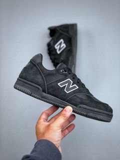 (Category: ) located in . Submitted by awesome_sneakers (Listing ID 1393261175, Image 1). Description: .