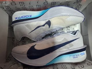 （分類：）位於 。 由 nikesales 提交（商品編號 1393280630，圖片 1）。簡介： 。