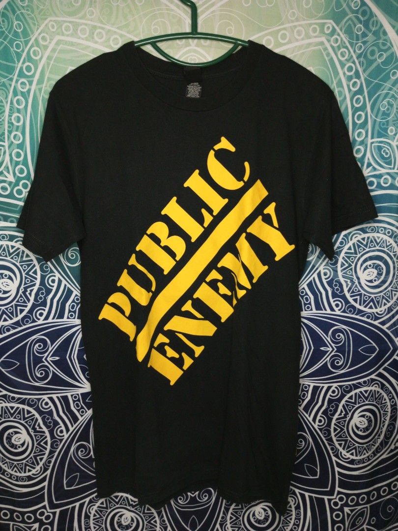 Obey clothing x Public Enemy hiphop (Category: Tshirts & Polo Shirts ) located in Talisay. Submitted by hellyguynoon6115 (Listing ID 1393385151, Image 1). Description: OBEY Clothing x Public Enemy Early 00s Vintage Hiphop shirt Size Medium Excellent condition No major defect Kindly message for more info/details Unli vouch for safe transaction.