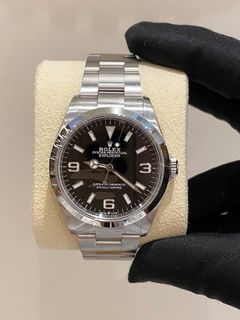 (Category: ) located in . Submitted by watchluxury888 (Listing ID 1393370648, Image 1). Description: .