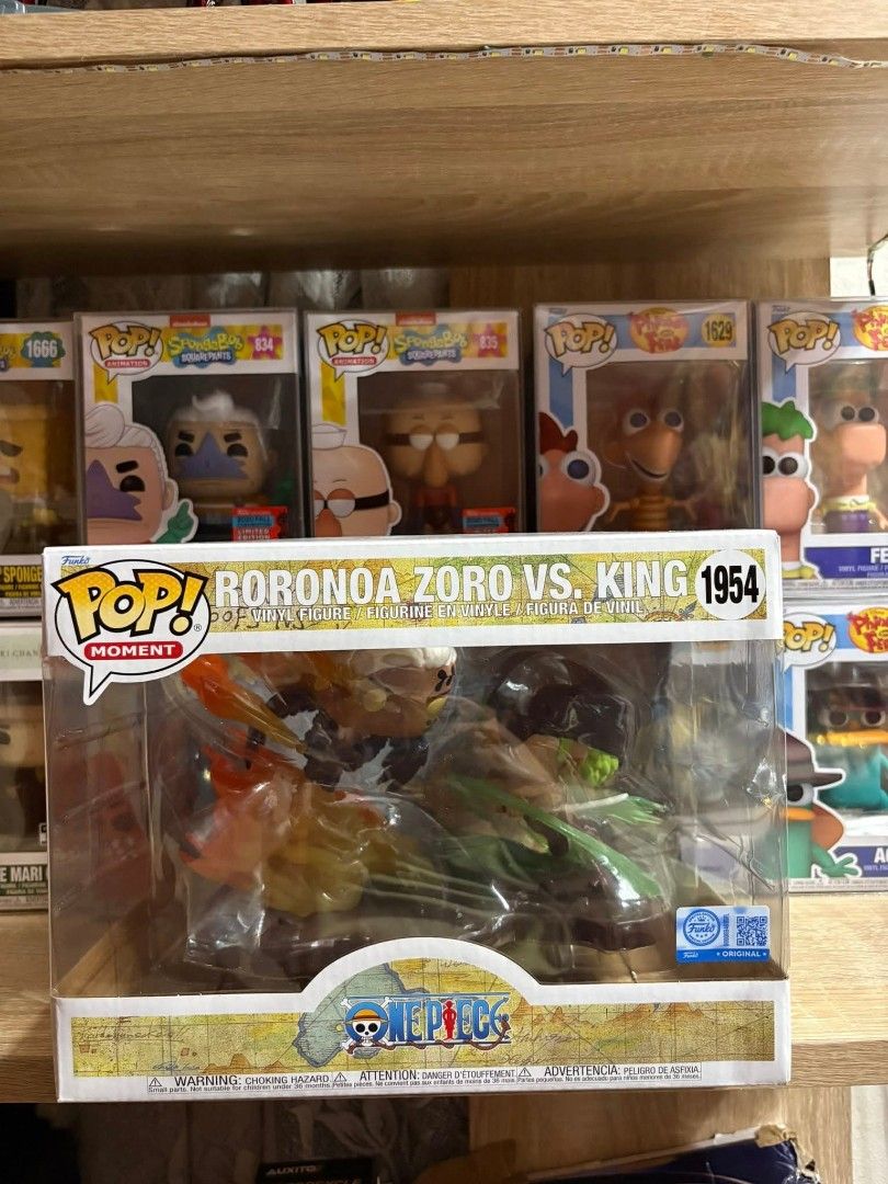 Roronoa Zoro vs King Funko Pop (Category: Figurines & Statues) located in Guagua. Submitted by pop.vault (Listing ID 1393381805, Image 1). Description: .