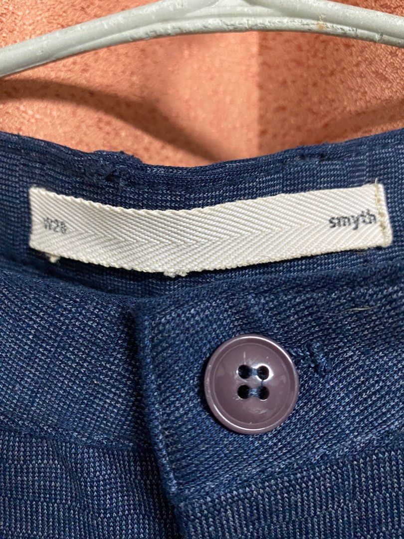 SMYTH Shorts (Category: Shorts) located in Quezon City. Submitted by king_things (Listing ID 1393396485, Image 2). Description: .