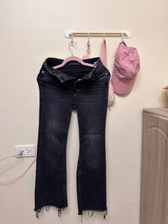 (Category: ) located in . Submitted by icaa_yee (Listing ID 1393381950, Image 1). Description: .