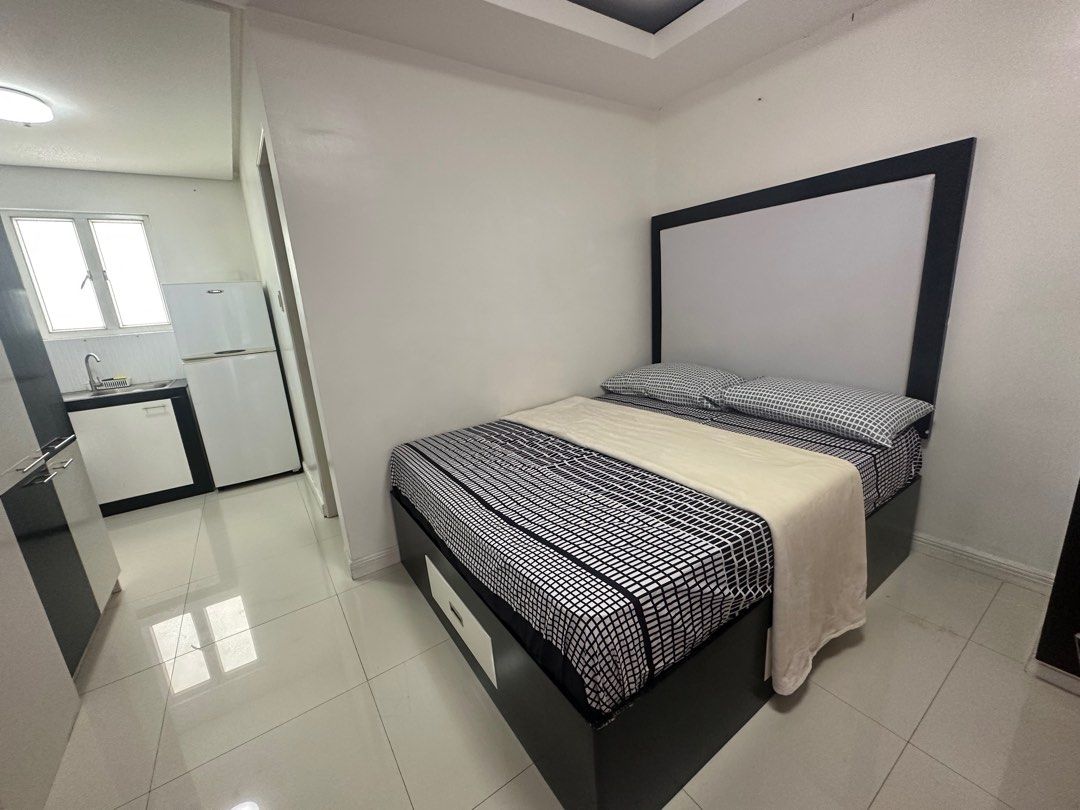 studio condo unit for lease Birch tower condo (Category: Apartments & Condos) located in Manila. Submitted by ronald.pontuya (Listing ID 1393252104, Image 3). Description: Studio unit for lease facing Manila Bay just a a walk to Manila Robinsons mall you will just cross the Pedro Gil Street, walking distance to PGH hospital, St Paul, UP Medical School, LRT.