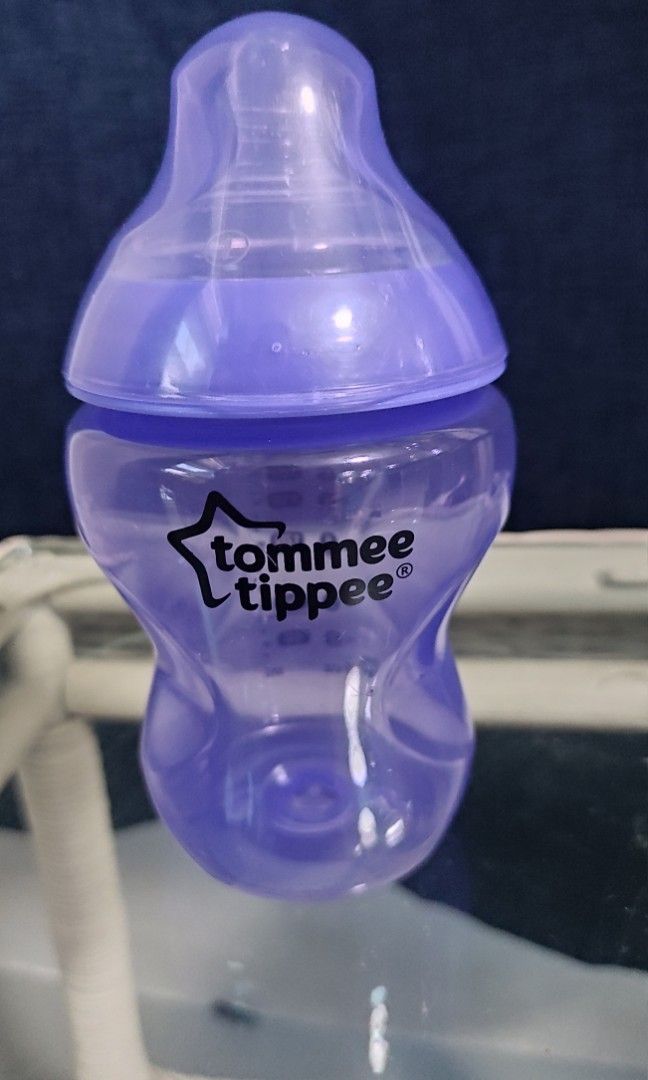 Tommee Tippee 9oz (Category: Breastfeeding & Bottle Feeding) located in Baliuag. Submitted by kaizelle.1104 (Listing ID 1393379270, Image 1). Description: Original ship from USA🇺🇸 ❤️Lalamove (Buyer should booked) ❤️Meet up infront of SM Baliwag ❤️Shipping flash/ J&T / Gcash Payment. ❤️COD shopii check/o add 15% for tax.. but you can input voucher for discount☺️ 🧡PM for other concern❤️ Thank you..