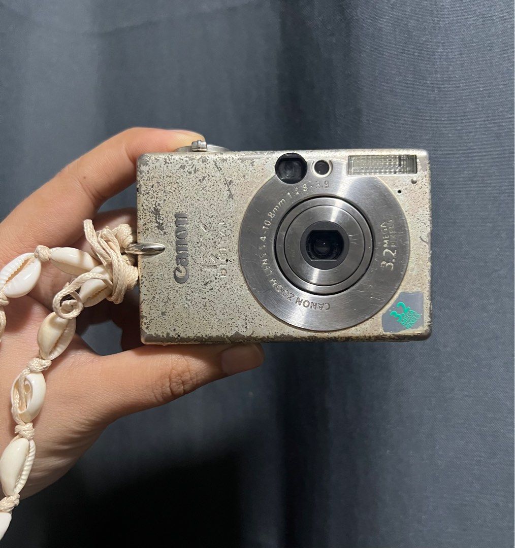 UNTESTED Digicam Canon Ixy Digital 30A (Category: Cameras) located in Marikina City. Submitted by s.cyrelle2202 (Listing ID 1393375207, Image 1). Description: UNTESTED!!! For parts / For repair. Buy at your own risk. Strictly no return and no refund. Canon Ixy Digital 30A Condition: 5/10 Open for LBC COP or J&T delivery (payment first). Shipping shouldered by the buyer. .