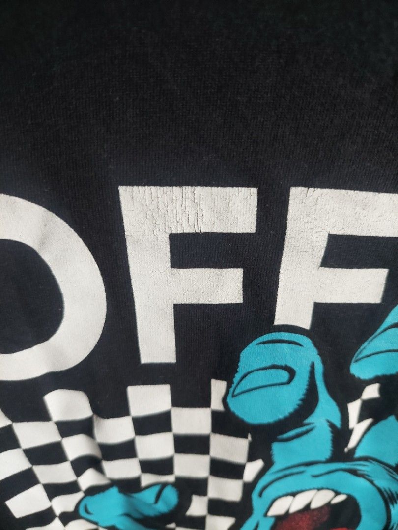 Vans Santa Cruz Shirt (Category: Tshirts & Polo Shirts ) located in Manila. Submitted by khuzko (Listing ID 1393299082, Image 3). Description: 📌Decent Condition 📌Authentic 📌Loc: Sta Mesa, Manila 📌Mop: gcash 📌Mod: lalamove (sf will be shouldered by buyer) 📌Negotiable if purchasing 4 or more clothes 📌Pm for more pics & details Tags: Ukay Ukay, Pre Loved, Clothes, Vans, Santa Cruz.