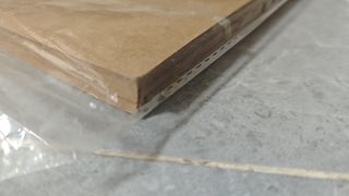 （分類：）位於 。 由 slipy8034 提交（商品編號 1393544778，圖片 1）。簡介： 。