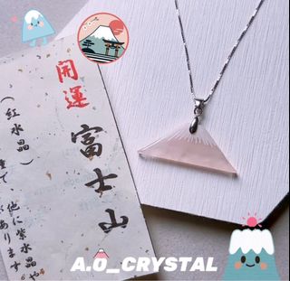 💖粉水晶富士山925銀吊墜💖$128❤️(🇯🇵日本製😍)日本工匠師手工打磨成富士山形態已經值晒😍😍😍好靚呀富士山粉水晶,日本製😍日本迷唔好錯過,送俾日系朋友真係收到好開心😍又容易配襯衫,平時返工唔方便帶手鏈,袋喺袋又驚唔見,吊墜就非常好,返工攝喺衫入邊完全冇問題😘🫶🏻💖實物真係好靚又粉🥰😍💖64213877627523110