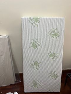 （分類：）位於 。 由 whitebearrr_ 提交（商品編號 1393534489，圖片 1）。簡介： 。