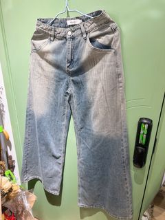（分類：）位於 。 由 oh.tammmm 提交（商品編號 1393520142，圖片 1）。簡介： 。