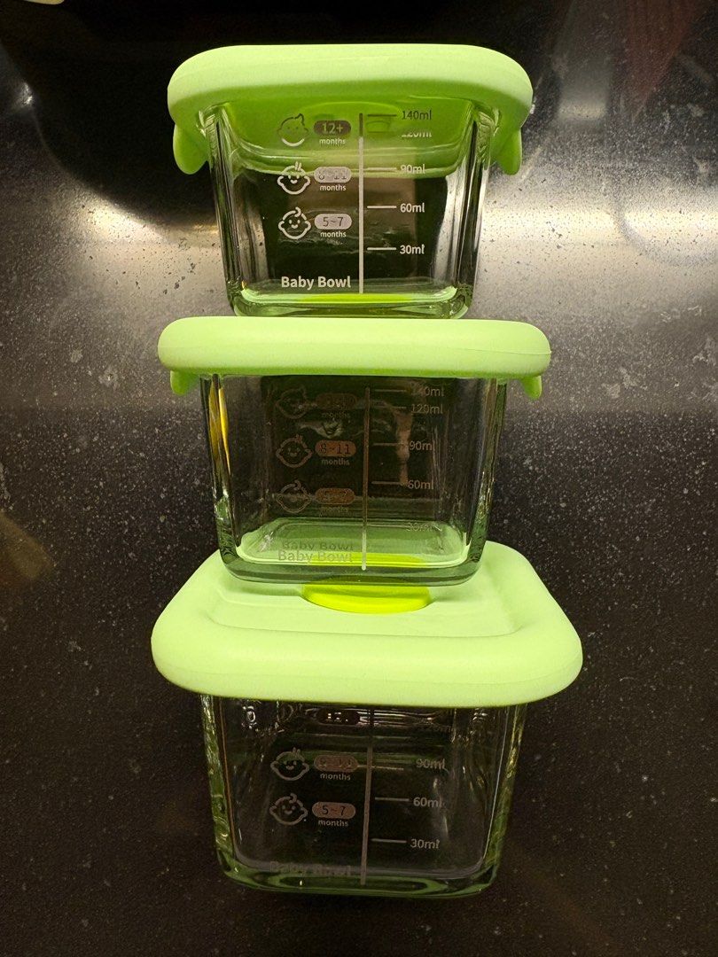 Baby food storage (Category: Weaning & Toddler Feeding) located in Makati City. Submitted by shoplecloset (Listing ID 1393554672, Image 1). Description: P90 each. P260 take all.