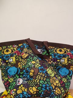 BAPE 卡通印花手提袋64227740951555110