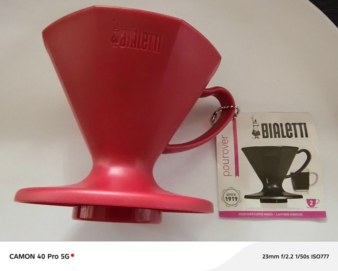 Bialetti pour over coffee dripper (Category: Coffee & Tea Tableware) located in Paranaque City. Submitted by missteks1016 (Listing ID 1393459889, Image 2). Description: - authentic new with tag - good for 2 cups.