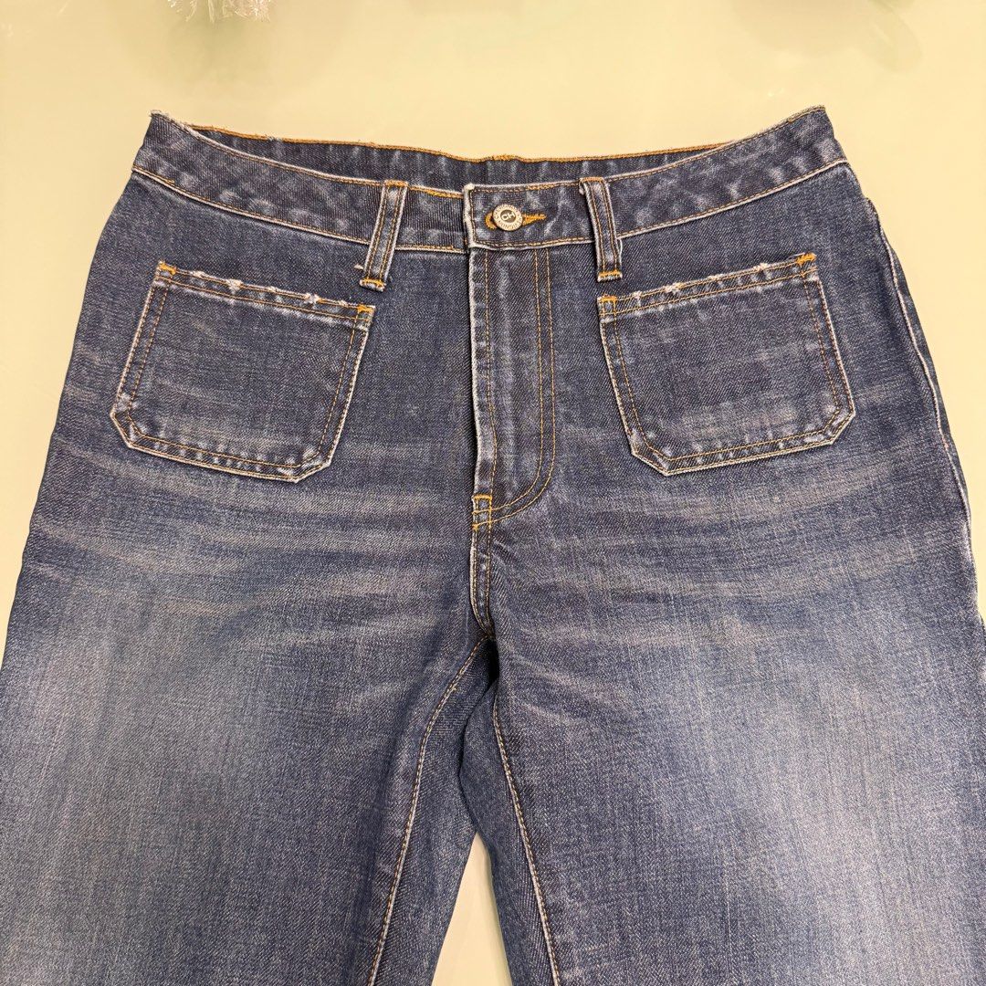 Y2k Chevignon Denim Flare Jeans/ Pants (Category: Everything Else Others) located in Manila. Submitted by dress2impress_ (Listing ID 1393603342, Image 2). Description: - Brand: Chevignon - bought from IG thrift, never worn bc doesn’t fit me - fits around S-M (see next pics for exact measurements) .